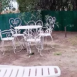 Casa Con Giardino: Сasa de vacaciones Varazze