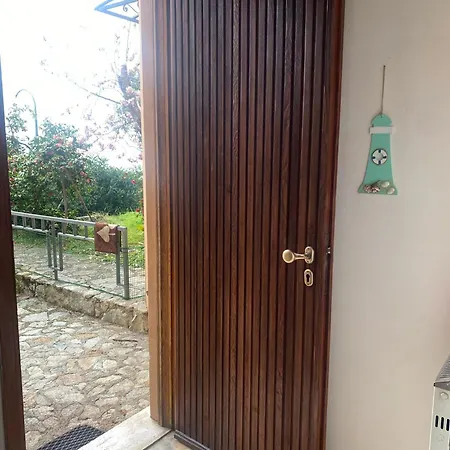 Casa Con Giardino: * Varraze