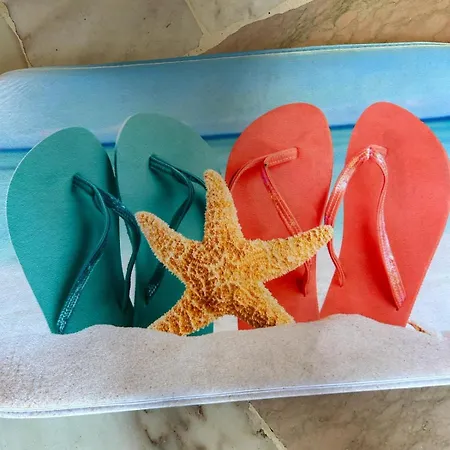 Casa Con Giardino: Casa vacanze Varazze