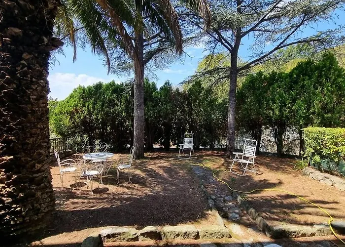 Casa Con Giardino: Varazze