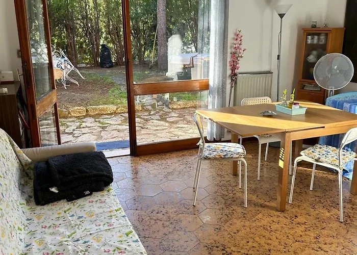 Casa Con Giardino: Casa vacanze Varazze